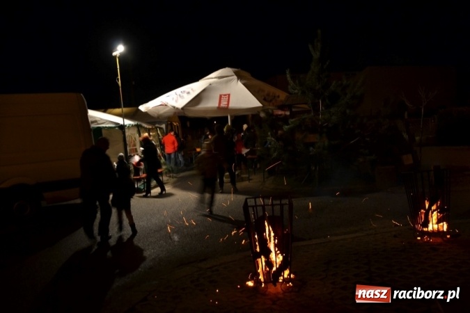 Zdjęcie w galerii na portalu naszraciborz.pl: Krzyżanowice: wesoło i rodzinnie na Weihnachtsfest wiadomości z regionu