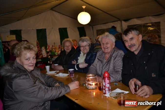 Zdjęcie w galerii na portalu naszraciborz.pl: Krzyżanowice: wesoło i rodzinnie na Weihnachtsfest wiadomości z regionu