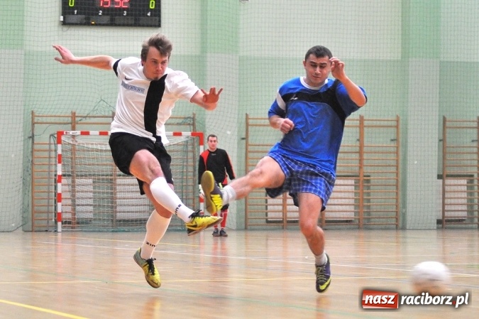 Zdjęcie w galerii na portalu naszraciborz.pl: Cukiernia, Mat-Bruk i Harpagany lepsze od rywali wiadomości z regionu