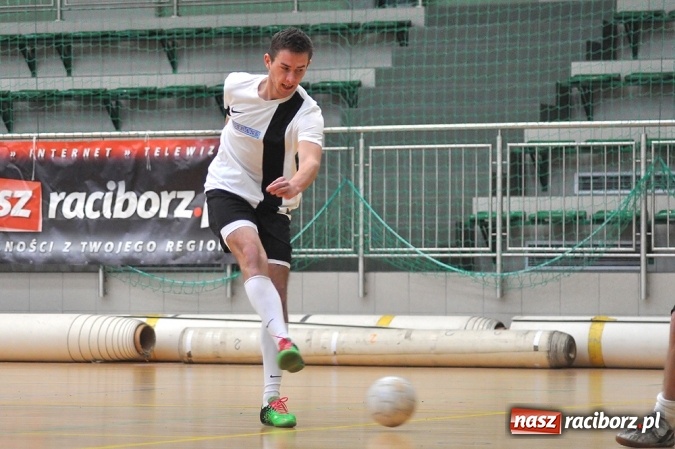 Zdjęcie w galerii na portalu naszraciborz.pl: Cukiernia, Mat-Bruk i Harpagany lepsze od rywali wiadomości z regionu