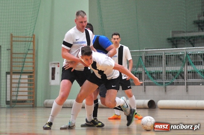 Zdjęcie w galerii na portalu naszraciborz.pl: Cukiernia, Mat-Bruk i Harpagany lepsze od rywali wiadomości z regionu