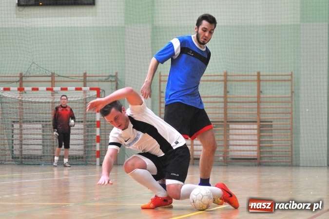 Zdjęcie w galerii na portalu naszraciborz.pl: Cukiernia, Mat-Bruk i Harpagany lepsze od rywali wiadomości z regionu