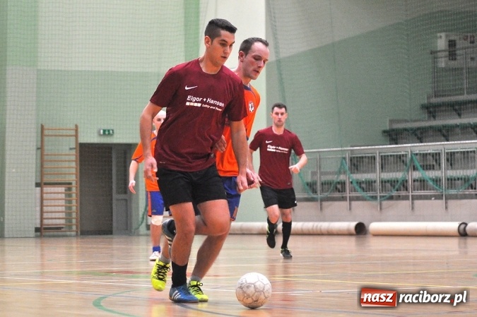 Zdjęcie w galerii na portalu naszraciborz.pl: Cukiernia, Mat-Bruk i Harpagany lepsze od rywali wiadomości z regionu