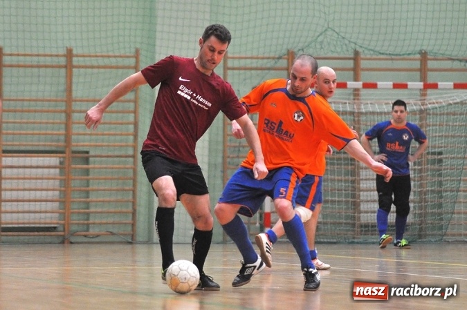 Zdjęcie w galerii na portalu naszraciborz.pl: Cukiernia, Mat-Bruk i Harpagany lepsze od rywali wiadomości z regionu