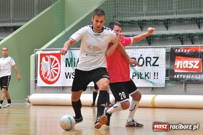 Zdjęcie w galerii na portalu naszraciborz.pl: Cukiernia, Mat-Bruk i Harpagany lepsze od rywali wiadomości z regionu