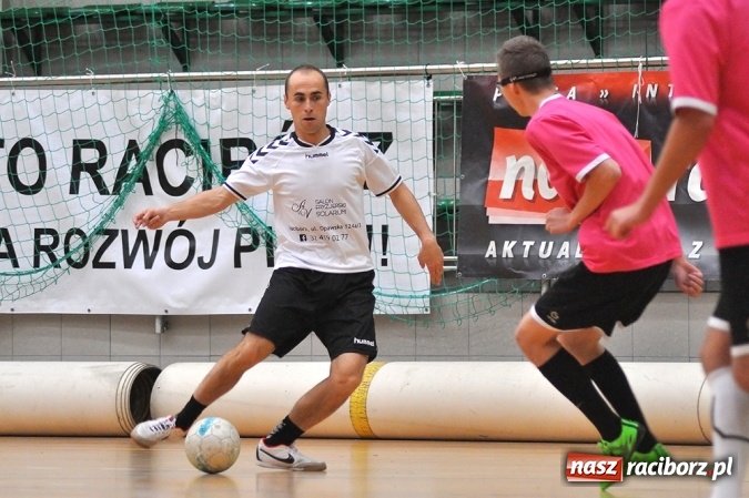 Zdjęcie w galerii na portalu naszraciborz.pl: Cukiernia, Mat-Bruk i Harpagany lepsze od rywali wiadomości z regionu