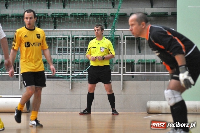 Zdjęcie w galerii na portalu naszraciborz.pl: Cukiernia, Mat-Bruk i Harpagany lepsze od rywali wiadomości z regionu