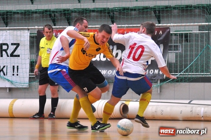 Zdjęcie w galerii na portalu naszraciborz.pl: Cukiernia, Mat-Bruk i Harpagany lepsze od rywali wiadomości z regionu