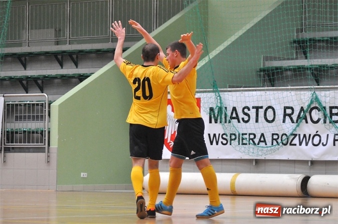 Zdjęcie w galerii na portalu naszraciborz.pl: Cukiernia, Mat-Bruk i Harpagany lepsze od rywali wiadomości z regionu