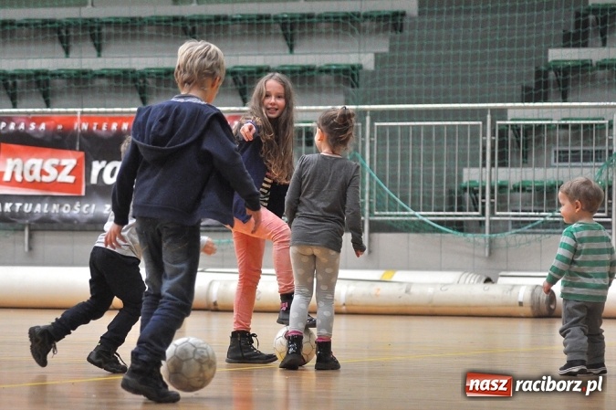 Zdjęcie w galerii na portalu naszraciborz.pl: Cukiernia, Mat-Bruk i Harpagany lepsze od rywali wiadomości z regionu