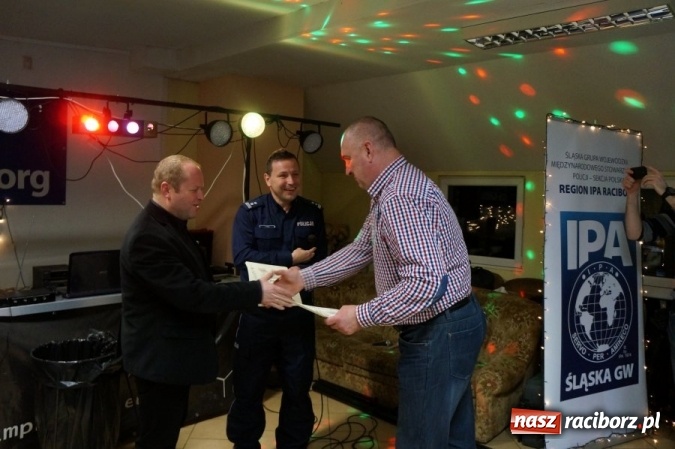 Zdjęcie w galerii na portalu naszraciborz.pl: Strzelanie wigilijne członków IPA  wiadomości z regionu