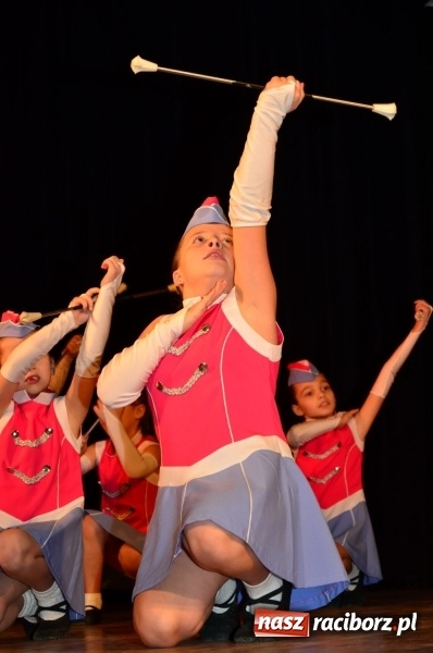 Zdjęcie w galerii na portalu naszraciborz.pl: Kochają to, co robią! Tancerze z Zawady Ks. zaprosili na koncert świąteczny  wiadomości z regionu