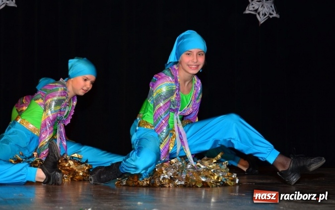 Zdjęcie w galerii na portalu naszraciborz.pl: Kochają to, co robią! Tancerze z Zawady Ks. zaprosili na koncert świąteczny  wiadomości z regionu
