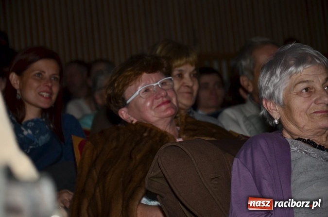 Zdjęcie w galerii na portalu naszraciborz.pl: Kochają to, co robią! Tancerze z Zawady Ks. zaprosili na koncert świąteczny  wiadomości z regionu