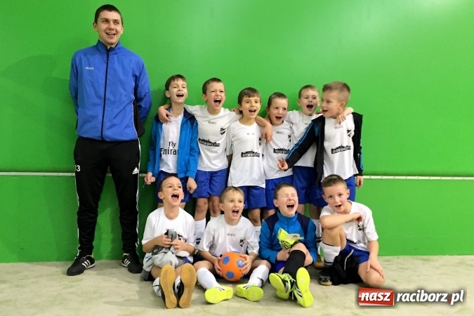 Zdjęcie w galerii na portalu naszraciborz.pl: Młodzi piłkarze Unii wygrali turniej w Zabrzu wiadomości z regionu