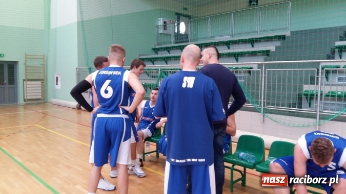 Zdjęcie w galerii na portalu naszraciborz.pl: Koszykarze rozegrali drugą kolejkę BBL wiadomości z regionu