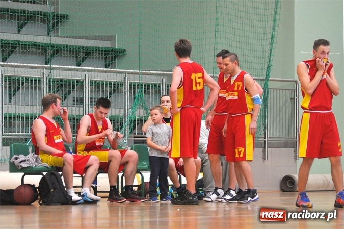 Zdjęcie w galerii na portalu naszraciborz.pl: Koszykarze rozegrali drugą kolejkę BBL wiadomości z regionu