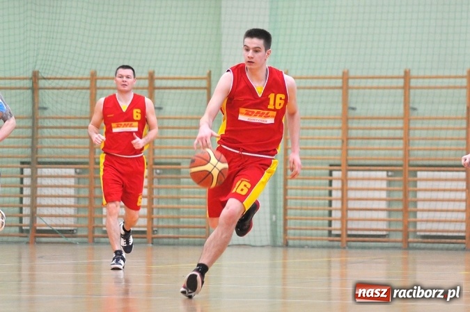 Zdjęcie w galerii na portalu naszraciborz.pl: Koszykarze rozegrali drugą kolejkę BBL wiadomości z regionu
