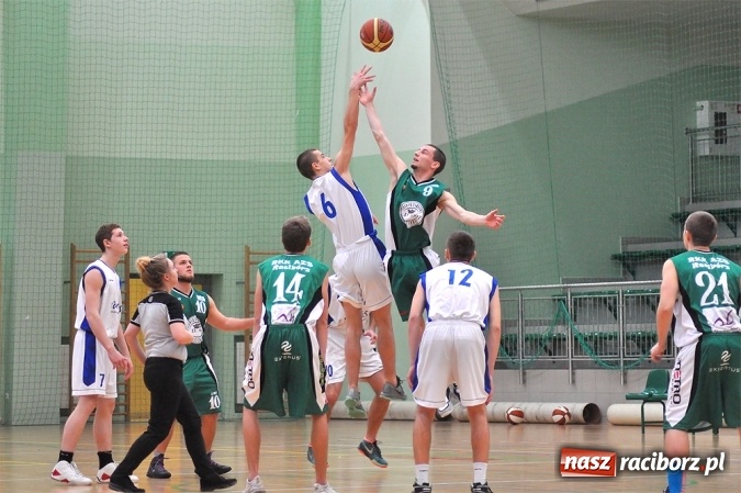 Zdjęcie w galerii na portalu naszraciborz.pl: Koszykarze rozegrali drugą kolejkę BBL wiadomości z regionu