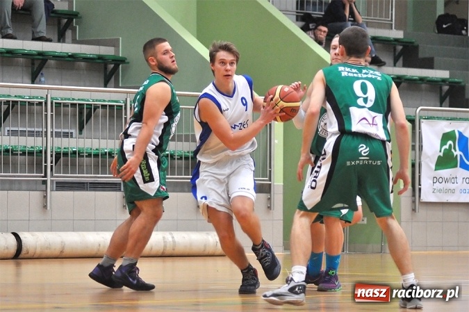 Zdjęcie w galerii na portalu naszraciborz.pl: Koszykarze rozegrali drugą kolejkę BBL wiadomości z regionu
