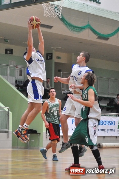 Zdjęcie w galerii na portalu naszraciborz.pl: Koszykarze rozegrali drugą kolejkę BBL wiadomości z regionu