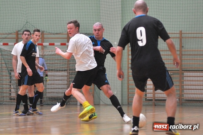 Zdjęcie w galerii na portalu naszraciborz.pl: Emocje do ostatnich sekund. Feniks nie dał się Płomieniowi wiadomości z regionu