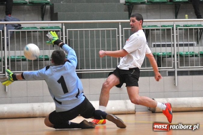 Zdjęcie w galerii na portalu naszraciborz.pl: Emocje do ostatnich sekund. Feniks nie dał się Płomieniowi wiadomości z regionu