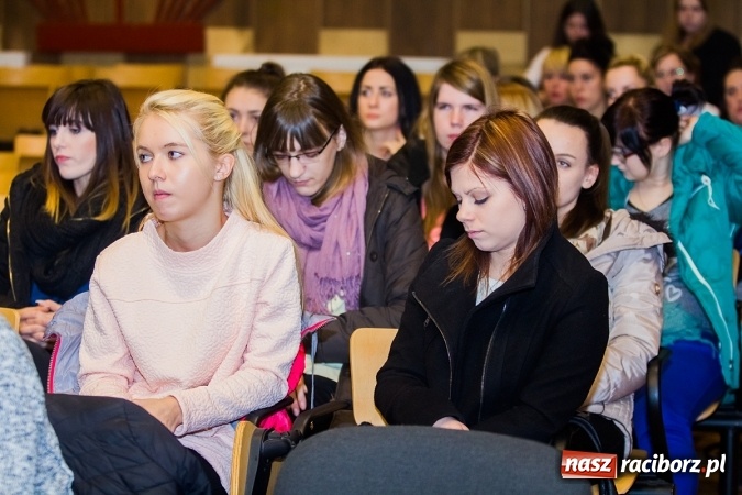 Zdjęcie w galerii na portalu naszraciborz.pl: Gimnazjum - tak czy nie? - debata w raciborskiej uczelni wiadomości z regionu