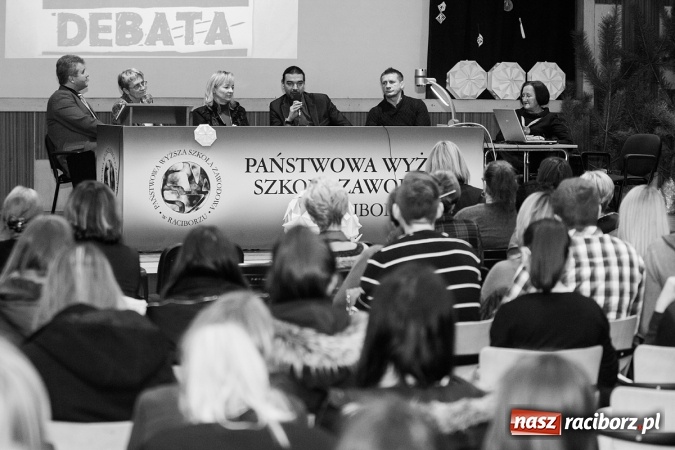 Zdjęcie w galerii na portalu naszraciborz.pl: Gimnazjum - tak czy nie? - debata w raciborskiej uczelni wiadomości z regionu