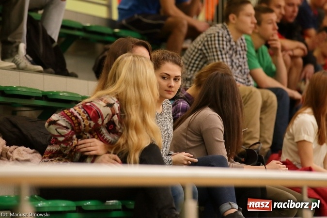 Zdjęcie w galerii na portalu naszraciborz.pl: II Makroregionalny Halowy Turniej Piłki Nożnej Chłopców Szkół Ponadgimnazjalnych wiadomości z regionu