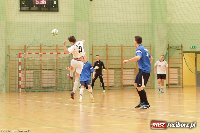 Zdjęcie w galerii na portalu naszraciborz.pl: II Makroregionalny Halowy Turniej Piłki Nożnej Chłopców Szkół Ponadgimnazjalnych wiadomości z regionu