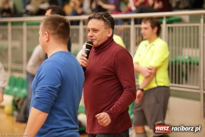 Zdjęcie w galerii na portalu naszraciborz.pl: II Makroregionalny Halowy Turniej Piłki Nożnej Chłopców Szkół Ponadgimnazjalnych wiadomości z regionu