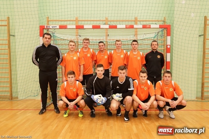 Zdjęcie w galerii na portalu naszraciborz.pl: II Makroregionalny Halowy Turniej Piłki Nożnej Chłopców Szkół Ponadgimnazjalnych wiadomości z regionu