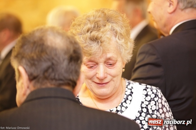 Zdjęcie w galerii na portalu naszraciborz.pl: Dziesięć par obchodziło dziś złote gody w raciborskim Urzędzie Stanu Cywilnego wiadomości z regionu