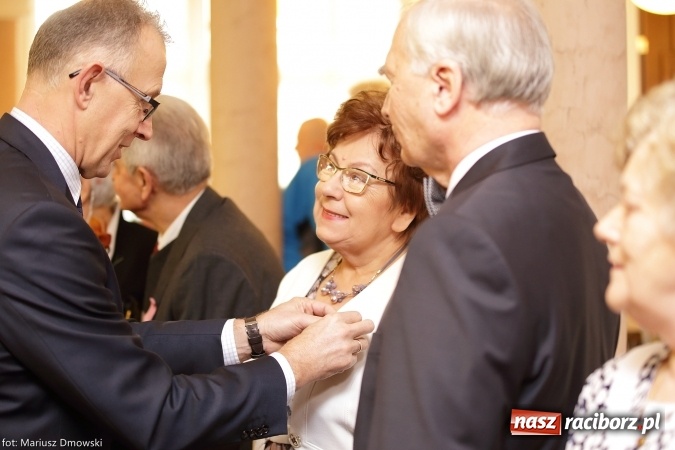Zdjęcie w galerii na portalu naszraciborz.pl: Dziesięć par obchodziło dziś złote gody w raciborskim Urzędzie Stanu Cywilnego wiadomości z regionu