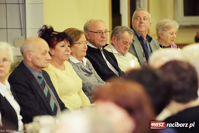 Zdjęcie w galerii na portalu naszraciborz.pl: Słuchacze Uniwersytetu III Wieku już w świątecznych nastrojach wiadomości z regionu