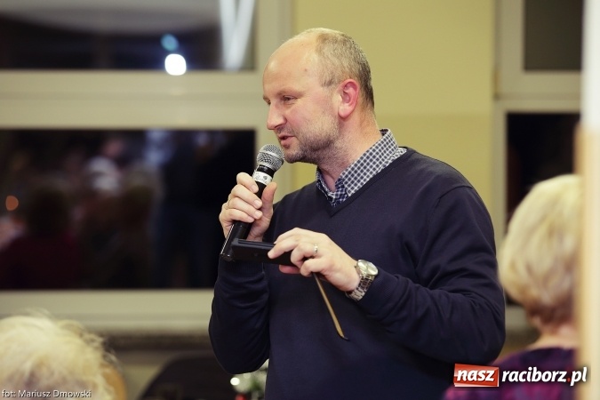 Zdjęcie w galerii na portalu naszraciborz.pl: Słuchacze Uniwersytetu III Wieku już w świątecznych nastrojach wiadomości z regionu