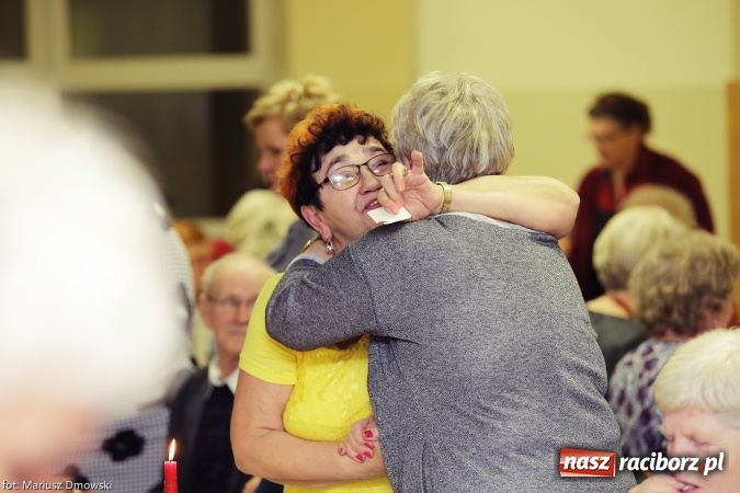Zdjęcie w galerii na portalu naszraciborz.pl: Słuchacze Uniwersytetu III Wieku już w świątecznych nastrojach wiadomości z regionu