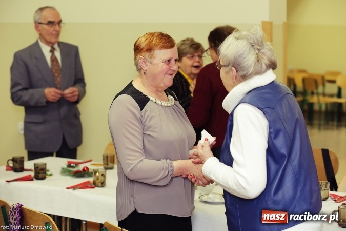 Zdjęcie w galerii na portalu naszraciborz.pl: Słuchacze Uniwersytetu III Wieku już w świątecznych nastrojach wiadomości z regionu