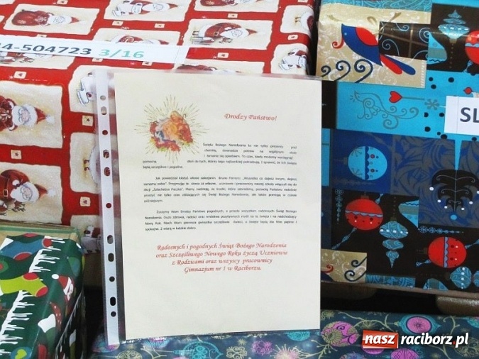 Zdjęcie w galerii na portalu naszraciborz.pl: Gimnazjum nr 1 w Raciborzu także włączyło się do Szlachetnej Paczki wiadomości z regionu