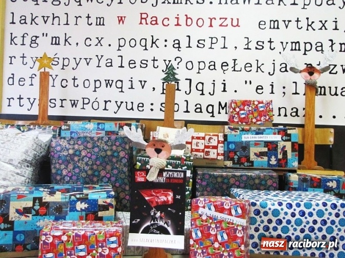 Zdjęcie w galerii na portalu naszraciborz.pl: Gimnazjum nr 1 w Raciborzu także włączyło się do Szlachetnej Paczki wiadomości z regionu