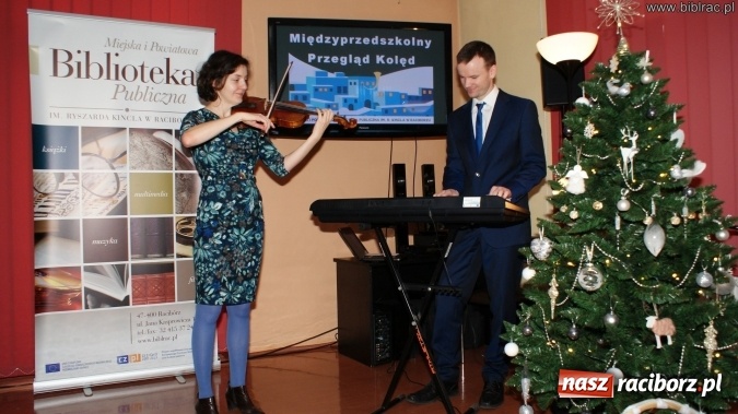 Zdjęcie w galerii na portalu naszraciborz.pl: Przedszkolaki kolędowały na Międzyprzedszkolnym Przeglądzie Kolęd w bibliotece wiadomości z regionu