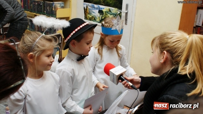 Zdjęcie w galerii na portalu naszraciborz.pl: Przedszkolaki kolędowały na Międzyprzedszkolnym Przeglądzie Kolęd w bibliotece wiadomości z regionu