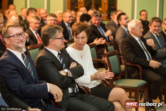 Zdjęcie w galerii na portalu naszraciborz.pl: Świat odchodzi od węgla. Rafako musi się zmieniać! Spotkanie wigilijne i podsumowanie roku w największej raciborskiej spółce wiadomości z regionu