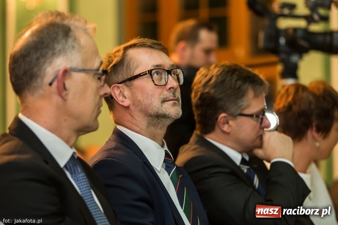 Zdjęcie w galerii na portalu naszraciborz.pl: Świat odchodzi od węgla. Rafako musi się zmieniać! Spotkanie wigilijne i podsumowanie roku w największej raciborskiej spółce wiadomości z regionu