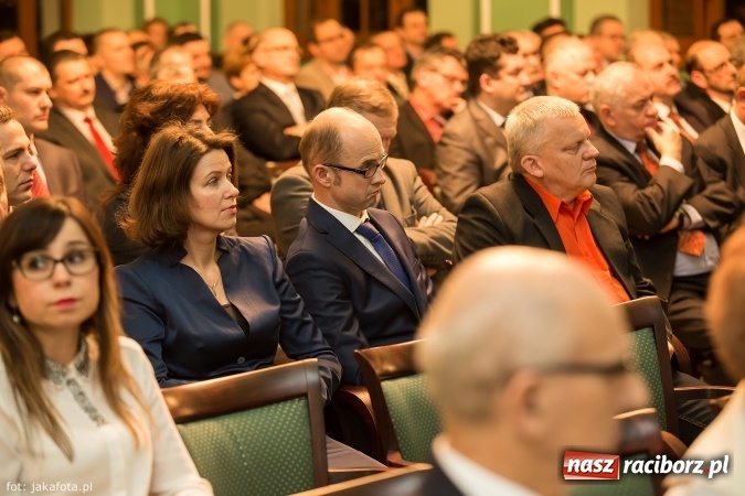 Zdjęcie w galerii na portalu naszraciborz.pl: Świat odchodzi od węgla. Rafako musi się zmieniać! Spotkanie wigilijne i podsumowanie roku w największej raciborskiej spółce wiadomości z regionu