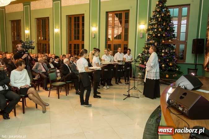 Zdjęcie w galerii na portalu naszraciborz.pl: Świat odchodzi od węgla. Rafako musi się zmieniać! Spotkanie wigilijne i podsumowanie roku w największej raciborskiej spółce wiadomości z regionu