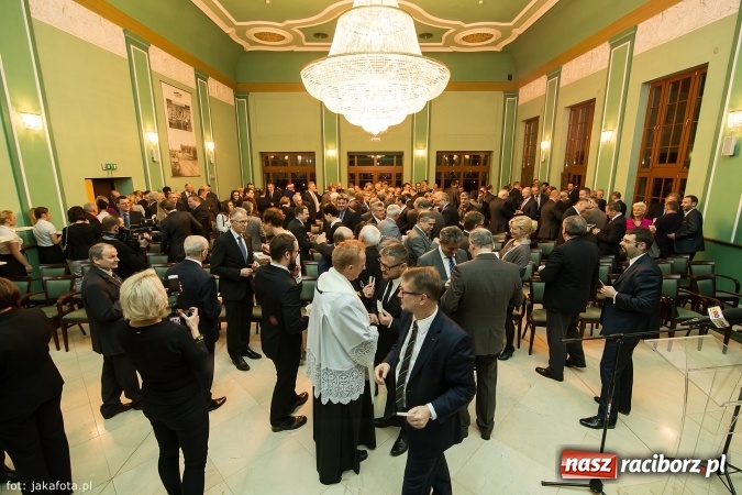 Zdjęcie w galerii na portalu naszraciborz.pl: Świat odchodzi od węgla. Rafako musi się zmieniać! Spotkanie wigilijne i podsumowanie roku w największej raciborskiej spółce wiadomości z regionu