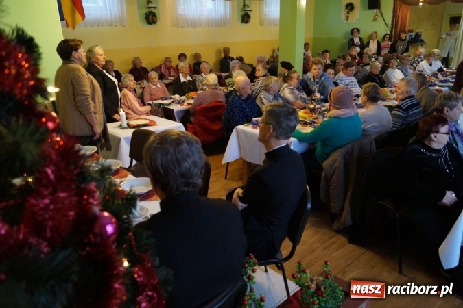 Zdjęcie w galerii na portalu naszraciborz.pl: Razem smakuje lepiej! GOPS w Nędzy zaprosił mieszkańców na wspólną wigilię  wiadomości z regionu