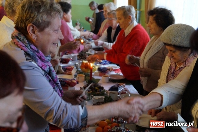 Zdjęcie w galerii na portalu naszraciborz.pl: Razem smakuje lepiej! GOPS w Nędzy zaprosił mieszkańców na wspólną wigilię  wiadomości z regionu